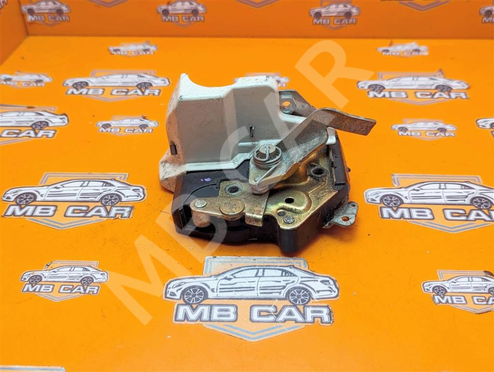 Замок двери задней правой MERCEDES-BENZ W124 W124/S124/C124/A124 (1984 - 1993) фото 1 — Разборка Мерседес