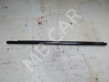 Молдинг стекла двери MERCEDES-BENZ E-класс W211/S211 (2002 - 2006) — Разборка Мерседес