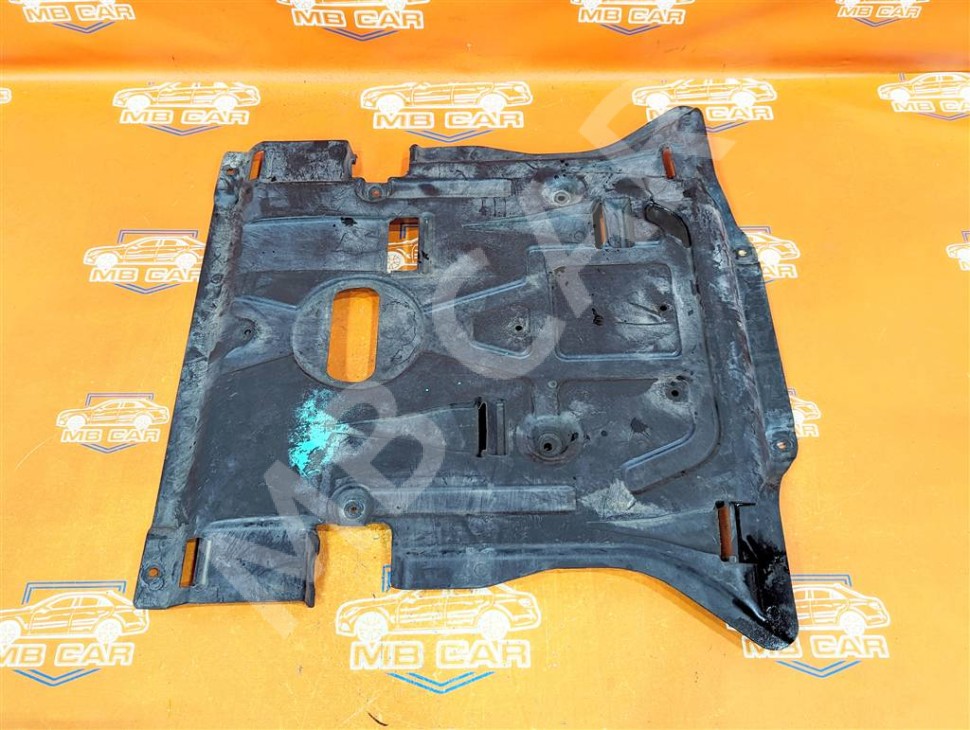 Защита двигателя MERCEDES-BENZ GLE-класс Coupe C292 (2015 - 2019) фото 1 &mdash; Разборка Мерседес