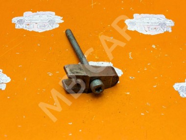 Кронштейн крепления форсунок MERCEDES-BENZ Sprinter W901-905 (1995 - 2006) &mdash; Разборка Мерседес