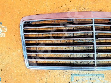 Решетка радиатора MERCEDES-BENZ E-класс W124/S124/C124/A124 (1984 - 1997) — Разборка Мерседес