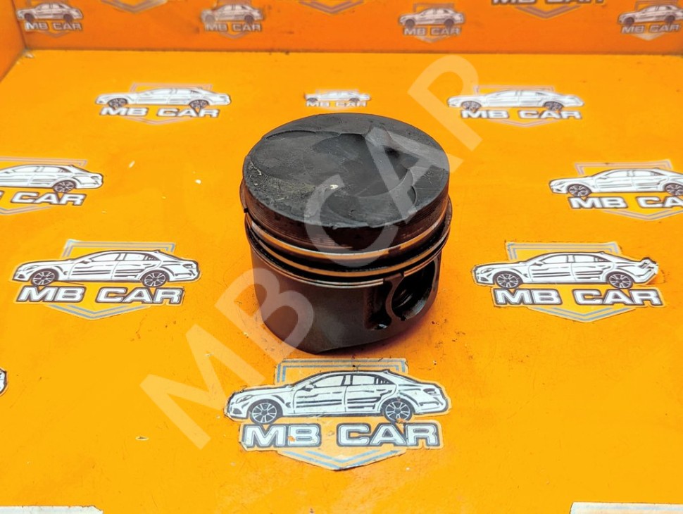Поршень дизель MERCEDES-BENZ Vito W638 (1996 - 2003) фото 1 &mdash; Разборка Мерседес