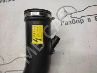 Патрубок воздушный MERCEDES-BENZ C-класс W204/S204 (2006 - 2011) — Разборка Мерседес