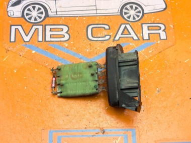 Реле моторчика печки MERCEDES-BENZ V-класс W638/W639 (1996 - 2003) V 220 2.1 D AT (122 л.с.) &mdash; Разборка Мерседес