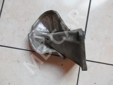 Лапа правая MERCEDES-BENZ E-класс W210/S210 (1995 - 1999) — Разборка Мерседес