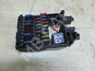 Блок предохранителей MERCEDES-BENZ E-класс W210/S210 (1995 - 1999) — Разборка Мерседес