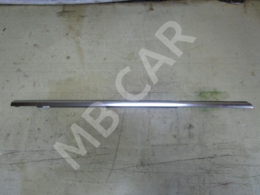 Молдинг стекла двери MERCEDES-BENZ CLS-класс C218/X218 рестайлинг (2014 - 2017) — Разборка Мерседес