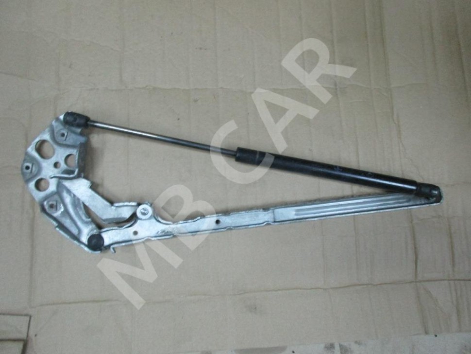 Петля капота MERCEDES-BENZ E-класс W210/S210 (1995 - 1999) фото 1 — Разборка Мерседес