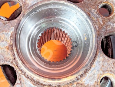 Кулак поворотный передний правый MERCEDES-BENZ C-класс W204/S204/С204 рестайлинг (2011 - 2015) &mdash; Разборка Мерседес