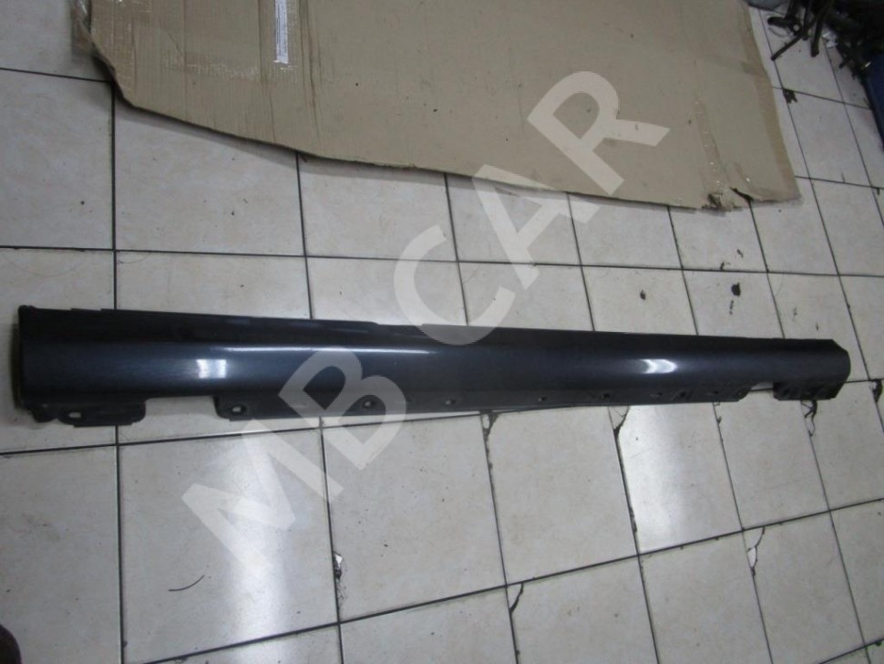 Порог пластиковый правый MERCEDES-BENZ C-класс W203/S203/CL203 (2000 - 2004) фото 1 &mdash; Разборка Мерседес