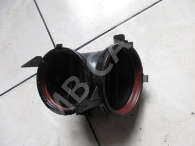 Патрубок воздушный MERCEDES-BENZ E-класс W212/S212/C207/A207 (2009 - 2013) — Разборка Мерседес