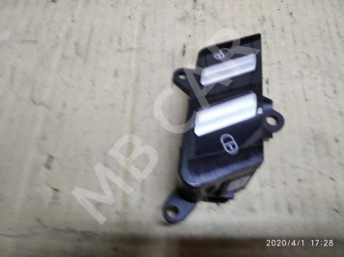 Кнопка блокировки дверей MERCEDES-BENZ S-класс W221 (2005 - 2009) — Разборка Мерседес