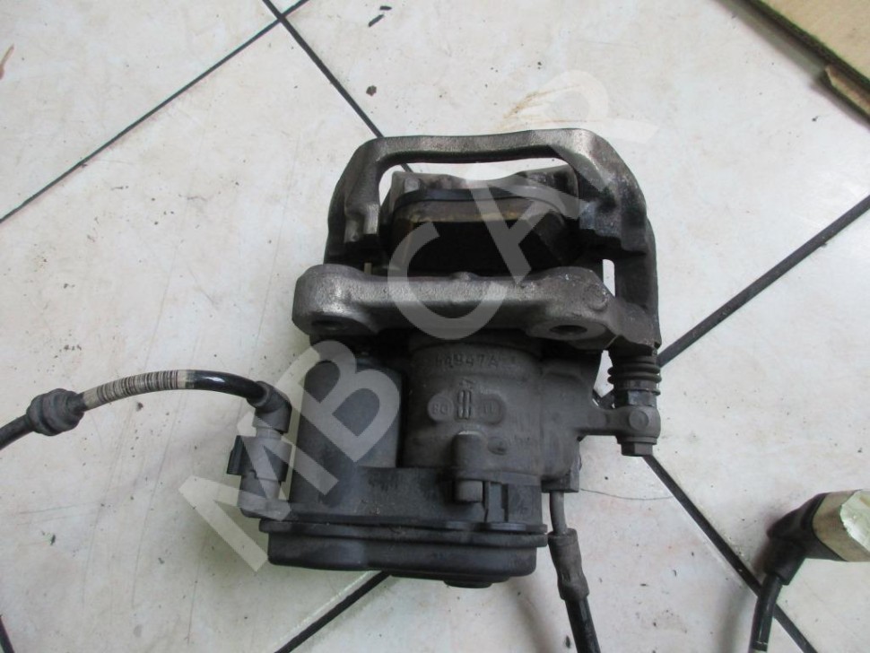 Суппорт задний левый MERCEDES-BENZ CLS-класс C257 (2017 - 2021) фото 1 — Разборка Мерседес