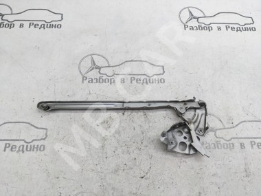 Петля капота MERCEDES-BENZ CLK-класс C208/A208 (1997 - 2000) — Разборка Мерседес