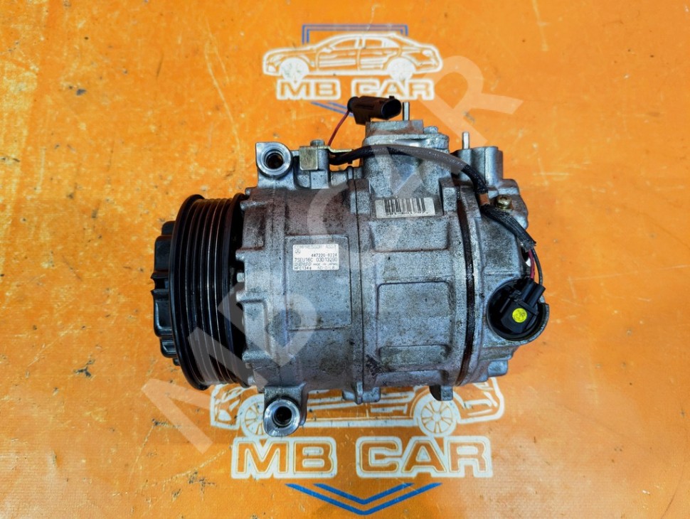 Компрессор кондиционера MERCEDES-BENZ C-класс W203/S203/CL203 (2000 - 2004) фото 1 &mdash; Разборка Мерседес