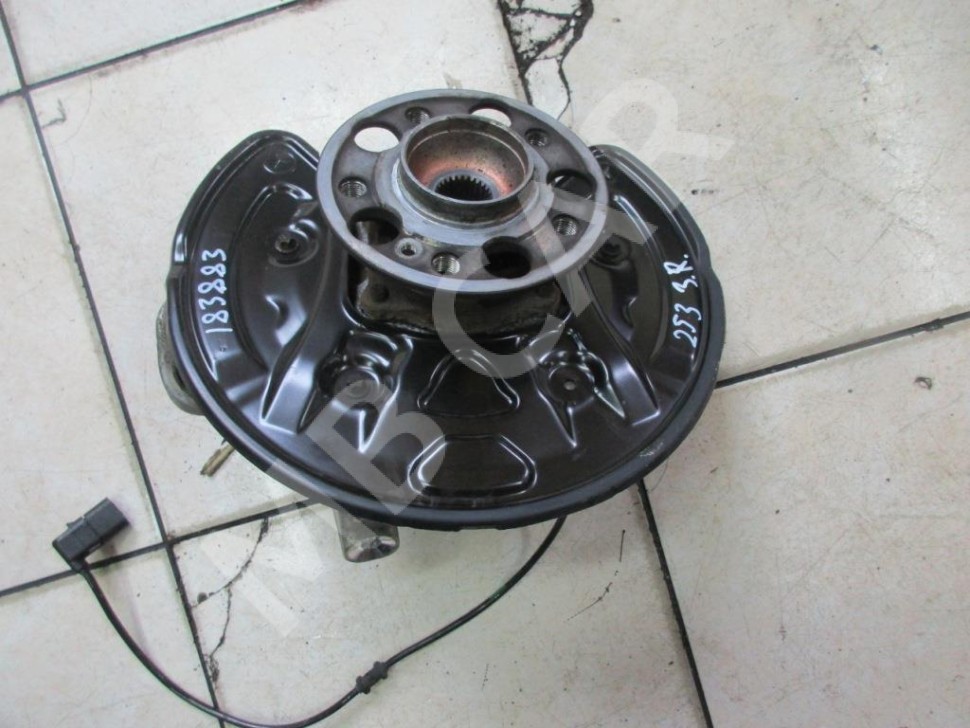 Кулак подвески задний правый MERCEDES-BENZ GLC-класс X253 (2015 - 2019) фото 1 — Разборка Мерседес