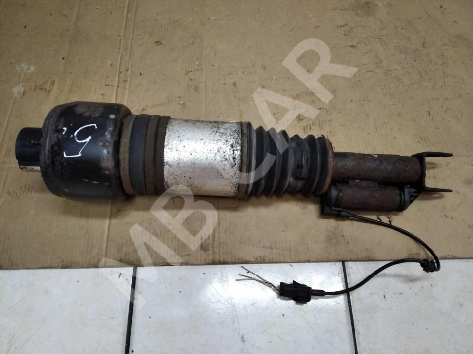 Пневмостойка передняя MERCEDES-BENZ E-класс W211/S211 (2002 - 2006) фото 1 — Разборка Мерседес