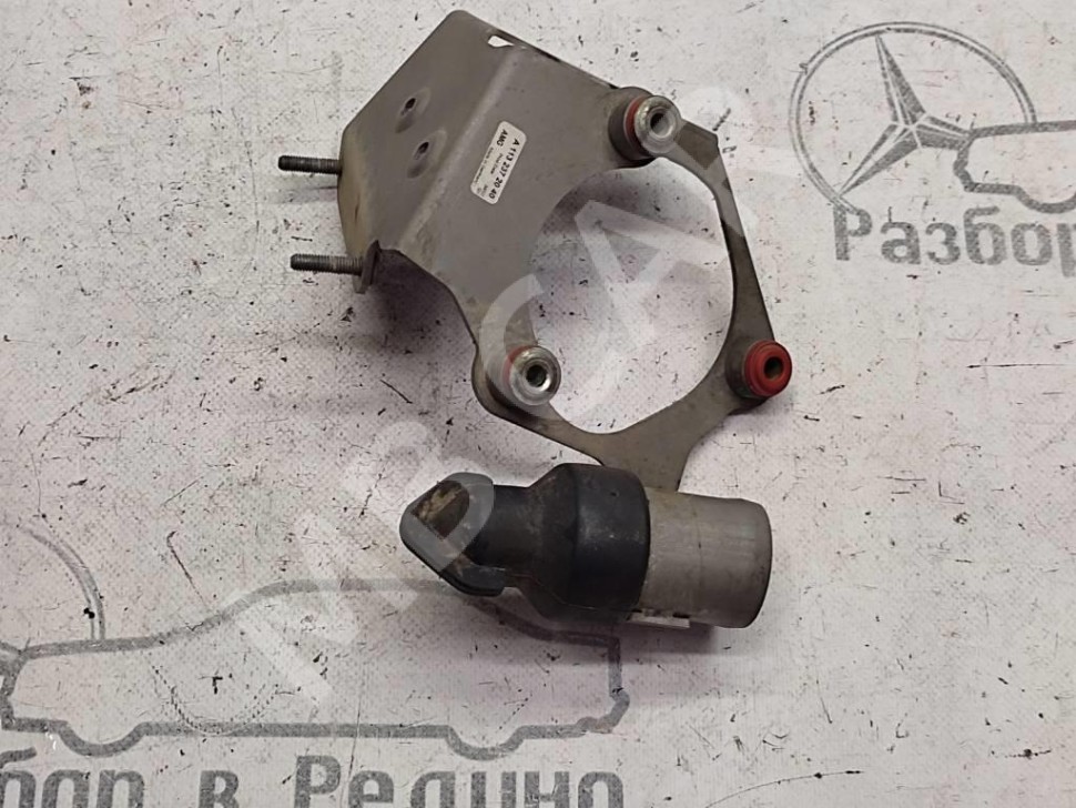 Кронштейн MERCEDES-BENZ G-класс W463 (1990 - 2006) фото 1 — Разборка Мерседес