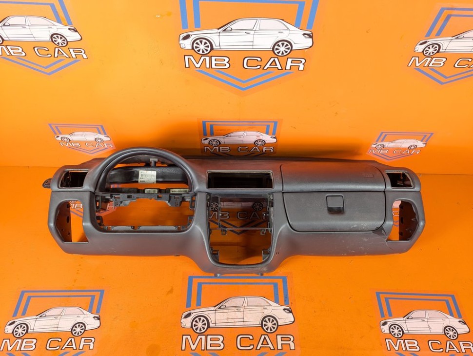 Торпеда MERCEDES-BENZ M-класс W163 рестайлинг (2001 - 2005) фото 1 &mdash; Разборка Мерседес