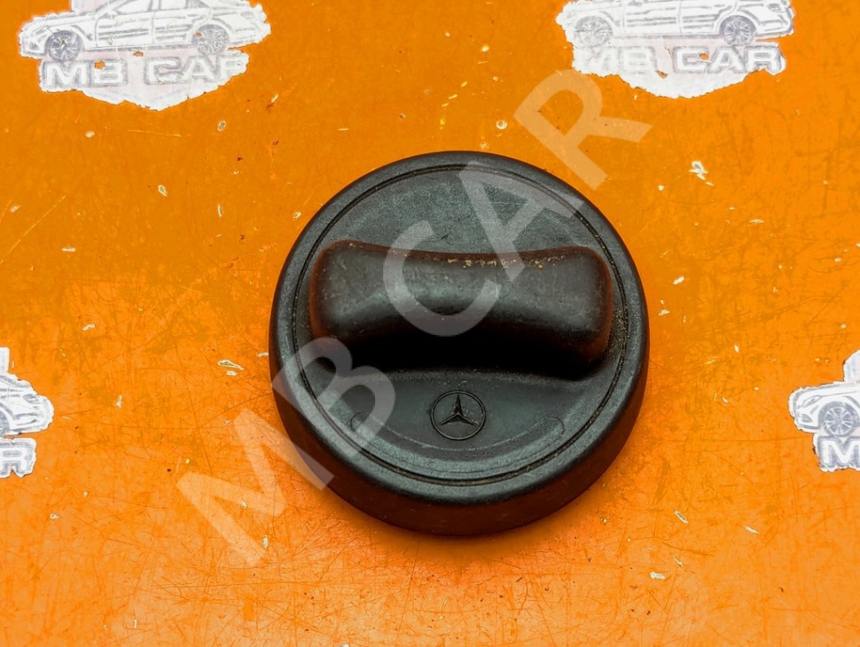 Крышка топливного бака MERCEDES-BENZ S-класс W220 (1998 - 2005) фото 1 &mdash; Разборка Мерседес