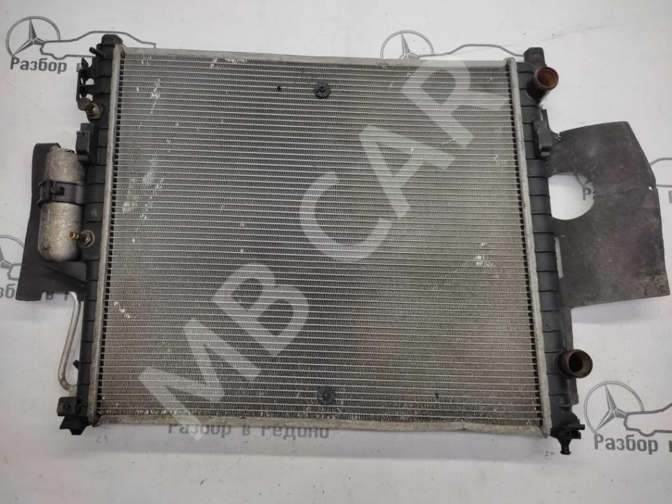 Радиатор MERCEDES-BENZ M-класс W163 (1997 - 2001) фото 1 — Разборка Мерседес