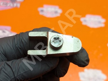 Кронштейн крепления форсунок MERCEDES-BENZ Sprinter W901-905 (1995 - 2006) &mdash; Разборка Мерседес