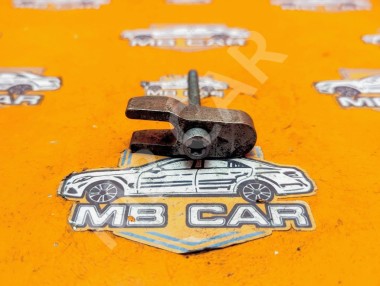 Кронштейн крепления форсунок MERCEDES-BENZ C-класс W204/S204 (2006 - 2011) &mdash; Разборка Мерседес