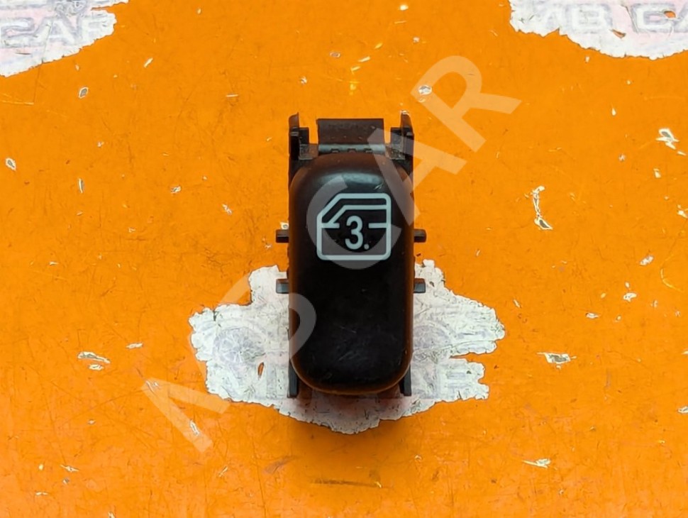 Кнопка стеклоподъемников MERCEDES-BENZ M-класс W163 рестайлинг (2001 - 2005) фото 1 &mdash; Разборка Мерседес