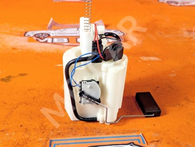 Насос топливный MERCEDES-BENZ C-класс W203/S203/CL203 (2000 - 2004) &mdash; Разборка Мерседес