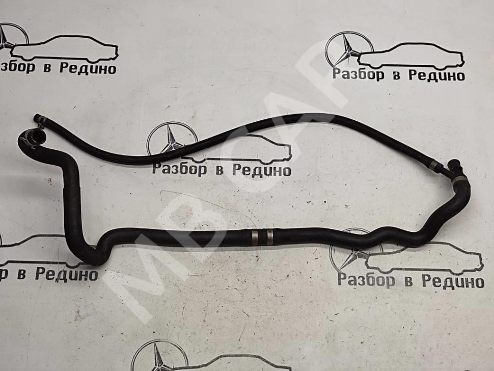 Патрубок ОЖ MERCEDES-BENZ S-класс W220 рестайлинг (2002 - 2005) фото 1 — Разборка Мерседес