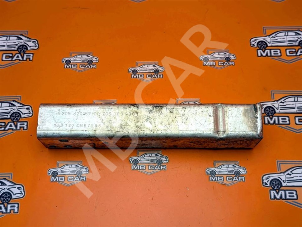 Кронштейн усилителя переднего бампера MERCEDES-BENZ C-класс AMG W205/S205/C205/A205 (2014 - 2018) фото 1 — Разборка Мерседес