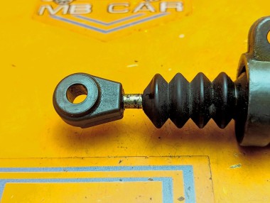 Цилиндр сцепления MERCEDES-BENZ E-класс W210/S210 рестайлинг (1999 - 2003) E 200 2.0 MT (163 л.с.) &mdash; Разборка Мерседес