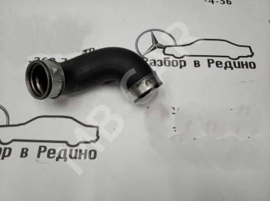 Патрубок интеркулера MERCEDES-BENZ C-класс W203/S203/CL203 (2000 - 2004) — Разборка Мерседес