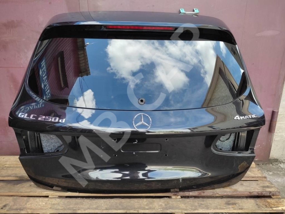 Крышка багажника MERCEDES-BENZ GLC-класс X253 (2015 - 2019) фото 1 — Разборка Мерседес