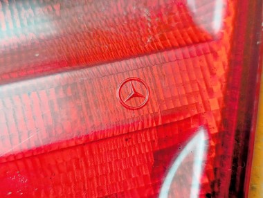Фонарь крышки багажника MERCEDES-BENZ E-класс W210/S210 рестайлинг (1999 - 2003) E 200 2.0 MT (163 л.с.) &mdash; Разборка Мерседес