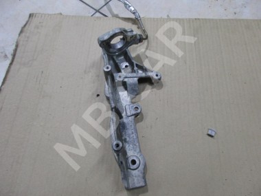 Кронштейн MERCEDES-BENZ B-класс W246 (2011 - 2014) — Разборка Мерседес