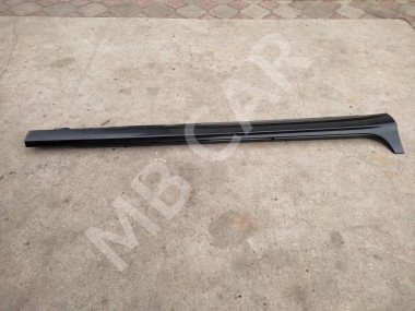 Порог пластиковый правый MERCEDES-BENZ CLS-класс C218/X218 (2010 - 2014) — Разборка Мерседес