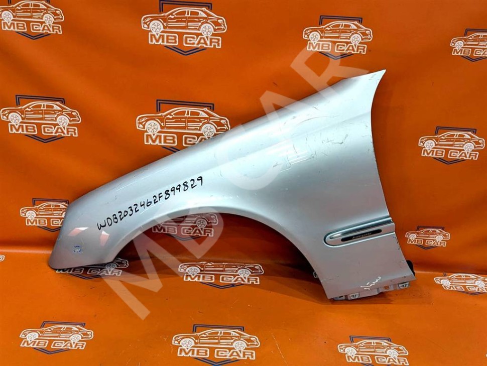 Крыло переднее левое MERCEDES-BENZ C-класс W203/S203/CL203 (2000 - 2004) фото 1 — Разборка Мерседес