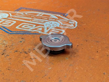 Крышка радиатора MERCEDES-BENZ W124 W124/S124/C124/A124 (1984 - 1993) — Разборка Мерседес