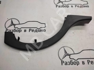 Накладка петли багажника MERCEDES-BENZ CLS-класс C219 (2004 - 2008) — Разборка Мерседес