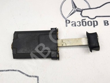 Ограничитель двери MERCEDES-BENZ E-класс W210/S210 (1995 - 1999) — Разборка Мерседес