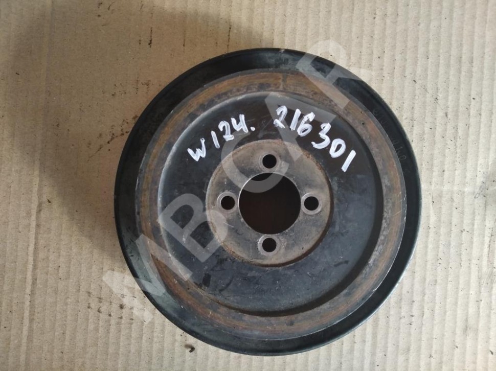 Шкив помпы MERCEDES-BENZ W124 W124/S124/C124/A124 (1984 - 1993) фото 1 &mdash; Разборка Мерседес