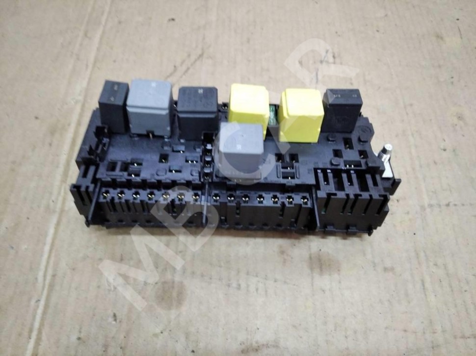 Блок предохранителей MERCEDES-BENZ CLA-класс C117/X117 (2013 - 2016) фото 1 — Разборка Мерседес