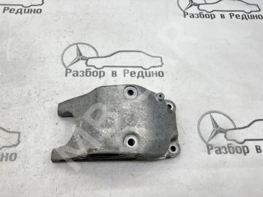 Опора двигателя задняя MERCEDES-BENZ A-класс W176 (2012 - 2015) — Разборка Мерседес