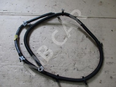 Провод генератора MERCEDES-BENZ A-класс AMG W176 (2013 - 2015) — Разборка Мерседес