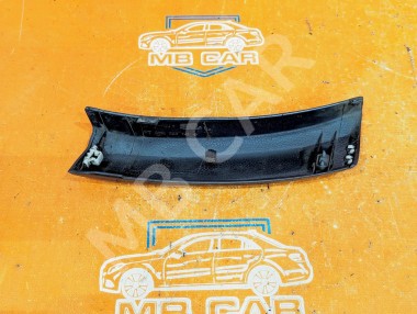 Молдинг крыла левый MERCEDES-BENZ E-класс W124/S124/C124/A124 (1984 - 1997) — Разборка Мерседес