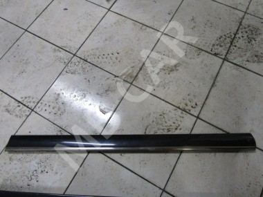 Молдинг двери MERCEDES-BENZ E-класс W210/S210 (1995 - 1999) — Разборка Мерседес