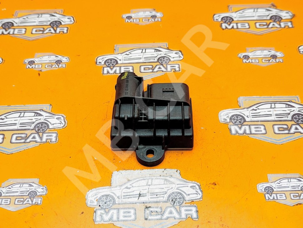 Реле свечей накала MERCEDES-BENZ C-класс W205/S205/C205/A205 (2014 - 2018) фото 1 — Разборка Мерседес