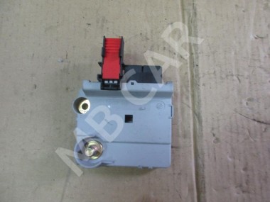 Блок предохранителей MERCEDES-BENZ S-класс W220 рестайлинг (2002 - 2005) — Разборка Мерседес