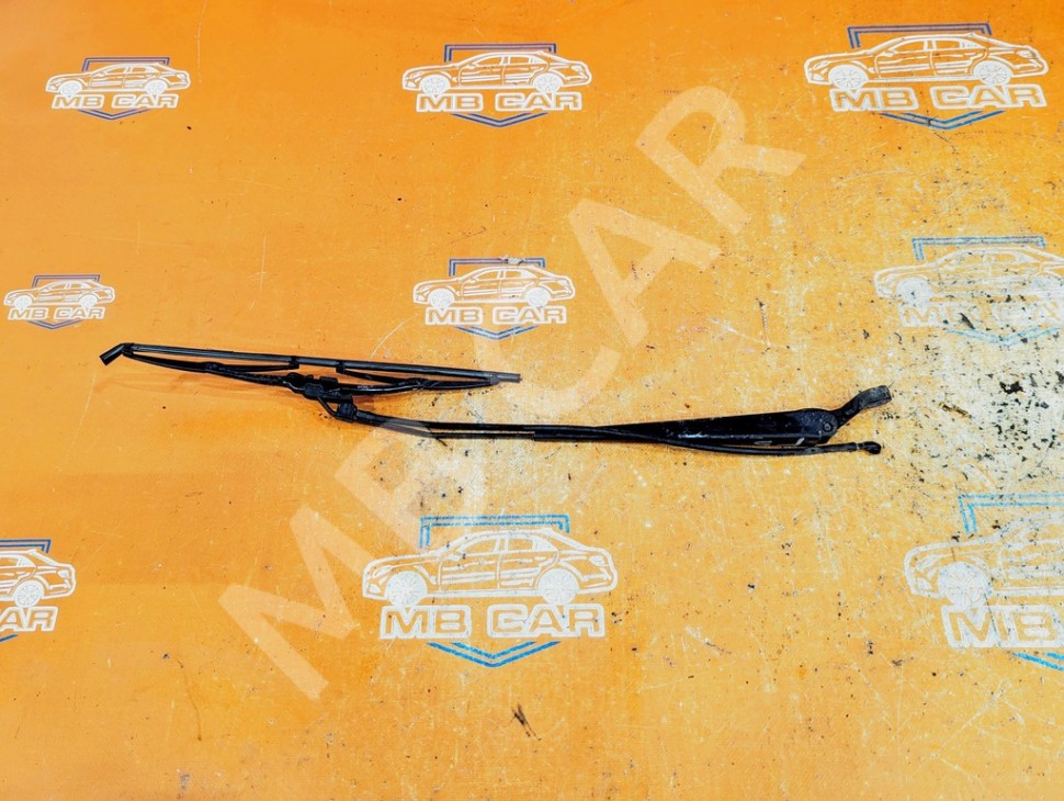 Поводок дворников MERCEDES-BENZ Vito W638 (1996 - 2003) фото 1 — Разборка Мерседес